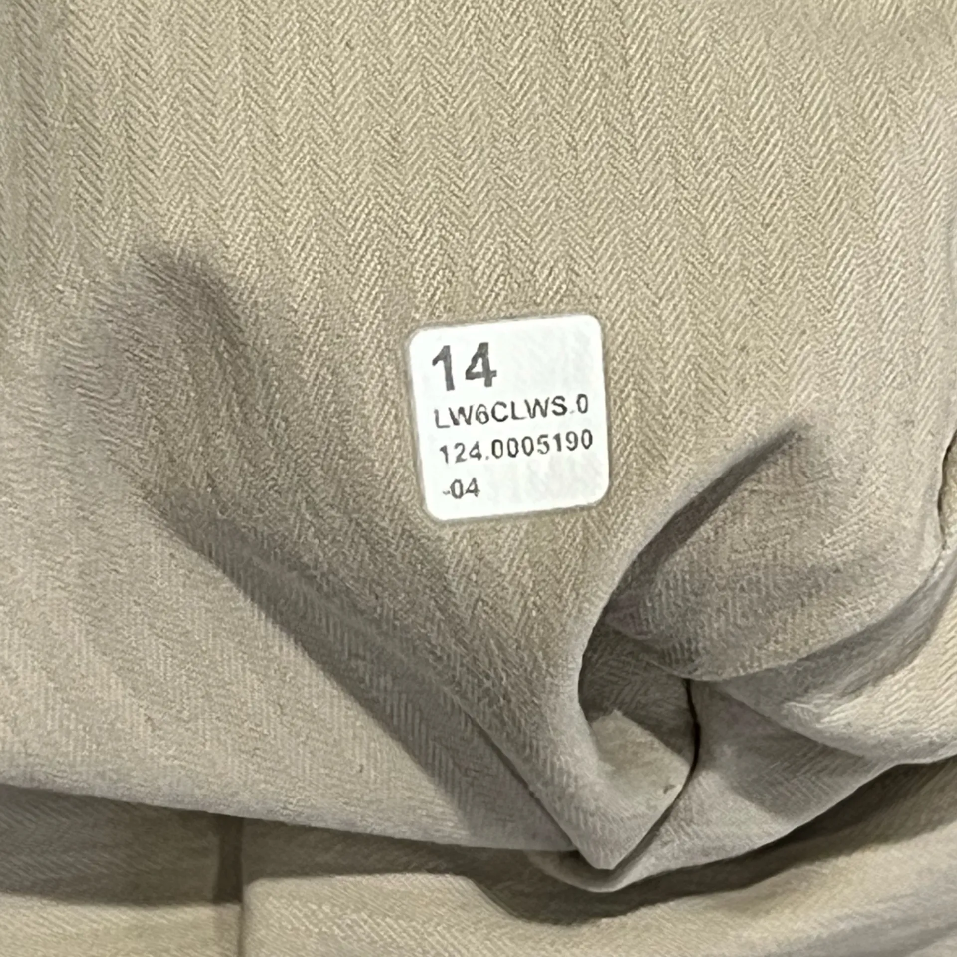 Lululemon Dance Studio Mid-Rise Cropped Pant
Mojave Tan Khaki Size 14 Lined - Image 6