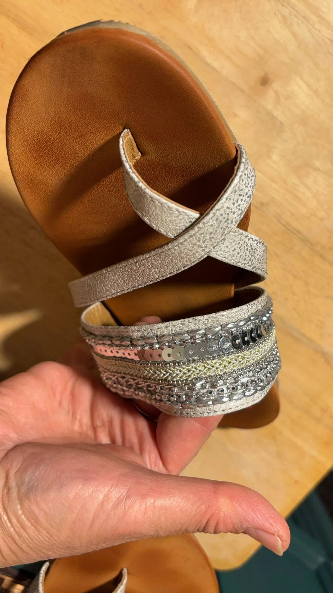 POP silver strap thong sandals walking shoes  - Image 7