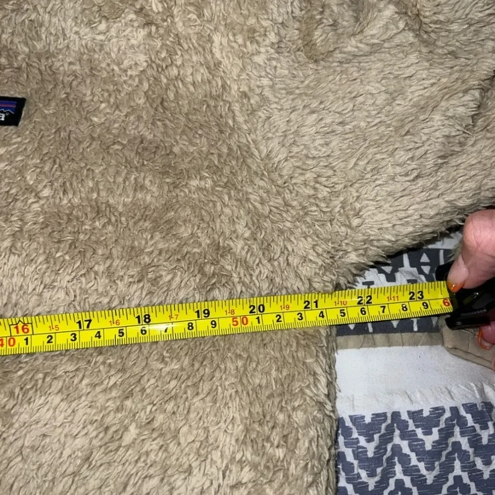 Patagonia Women’s Los Gatos Fleece Quarter Zip in‎ Khaki, Size M - Image 4