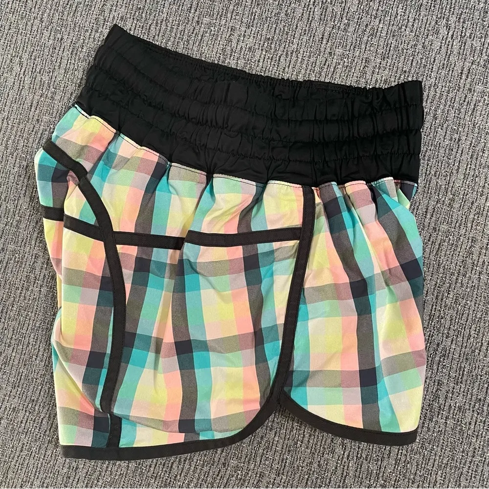 Lululemon  Plaid Shorts - Image 4