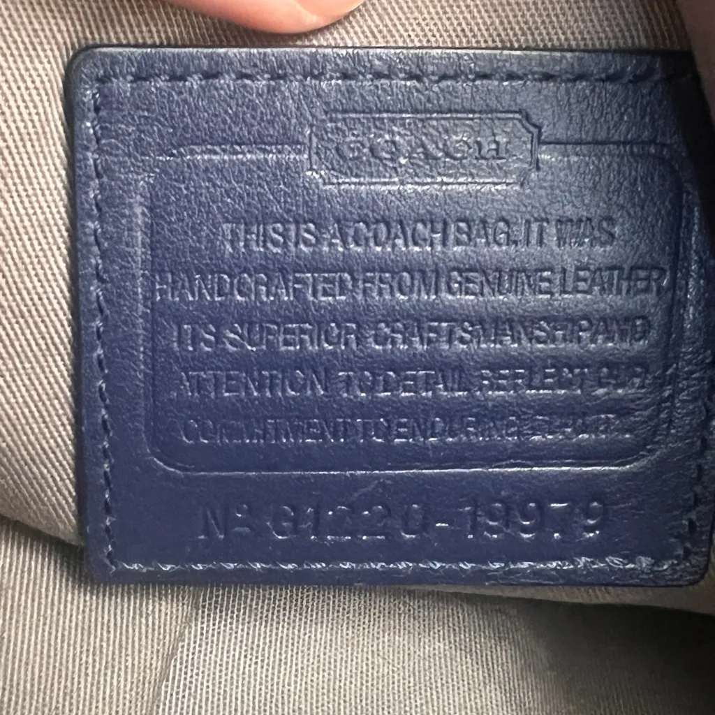 Coach Legacy colorblock pink and navy - Image 14