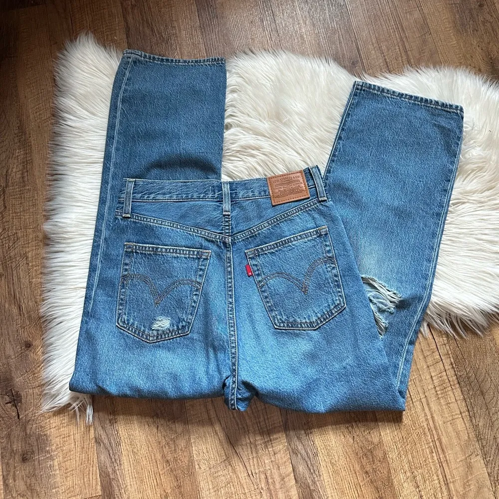 LEVI’S Ribcage Ankle Straight Jeans In Medium Wash - Image 5