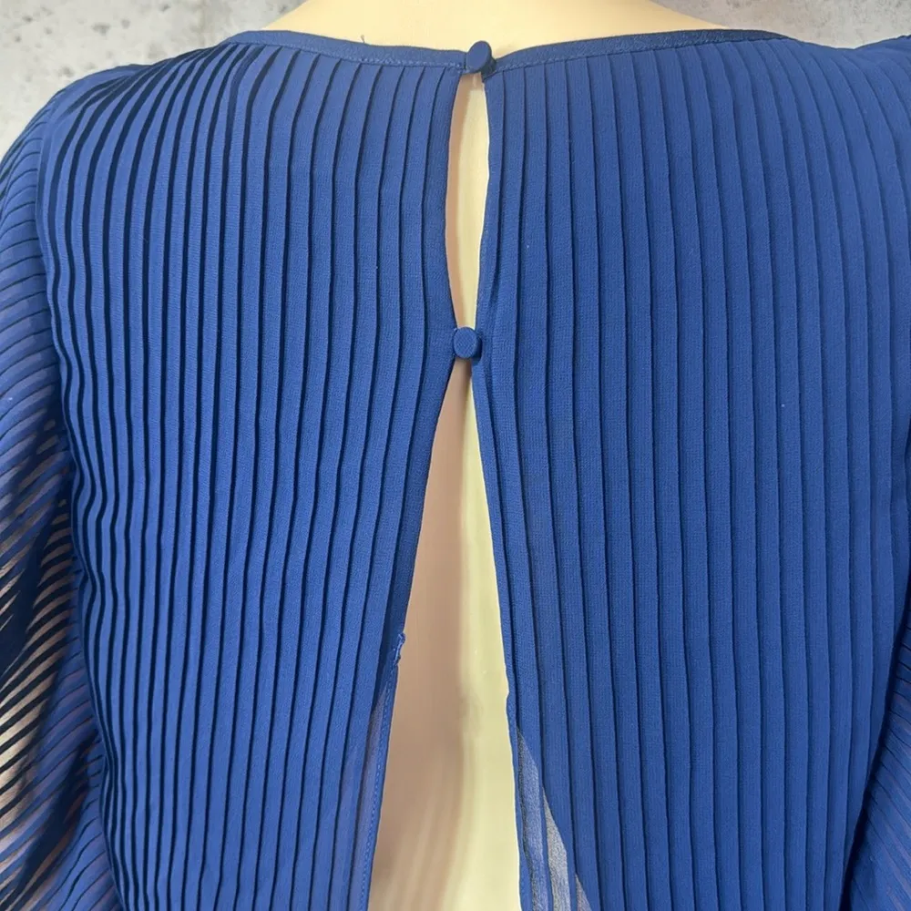 Club Monaco Jonet Navy Pleated Romper Jumpsuit Open Back - Image 5