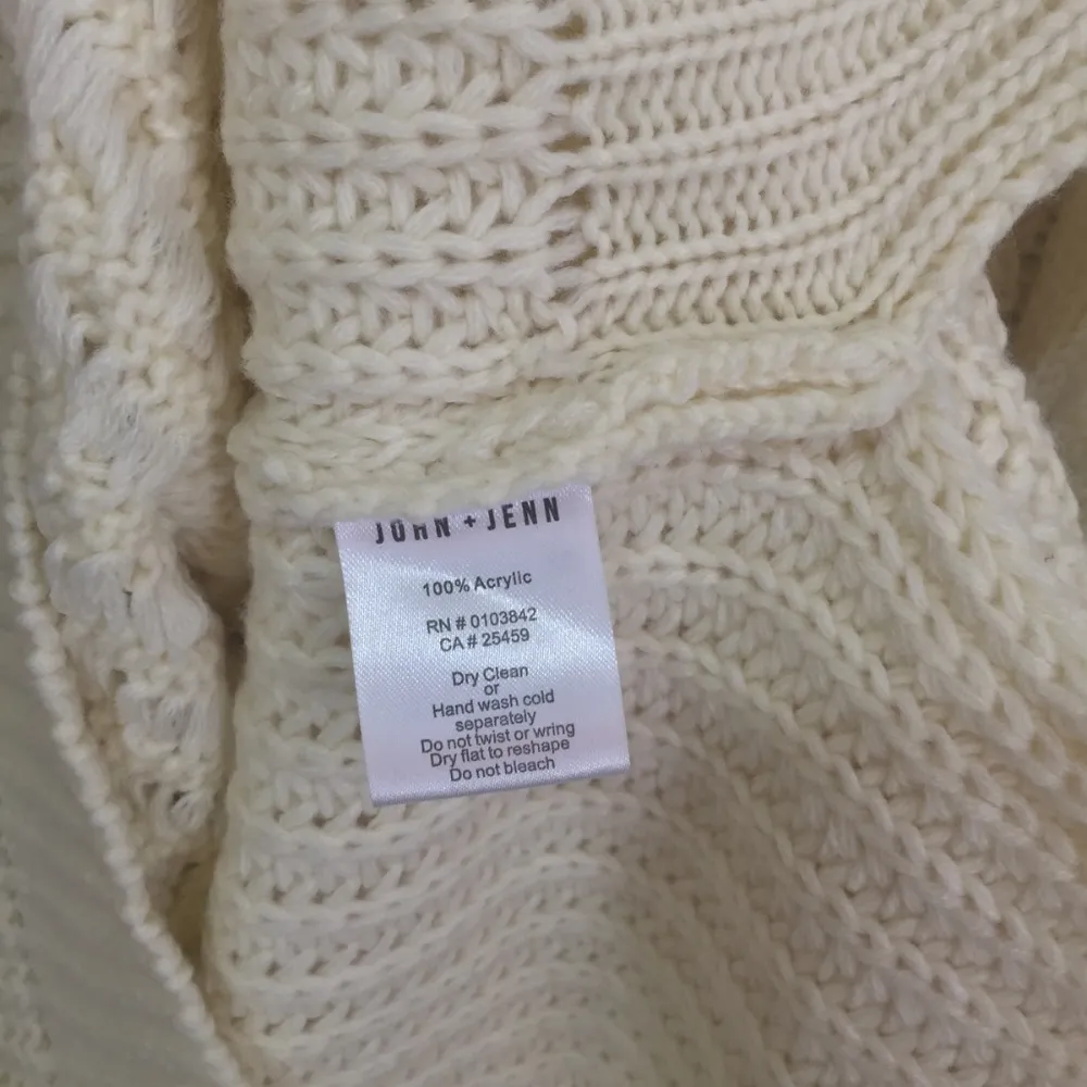 NEW John + Jenn women's XS long ivory beige oversized v-neck tunic sweater NWD - Image 3