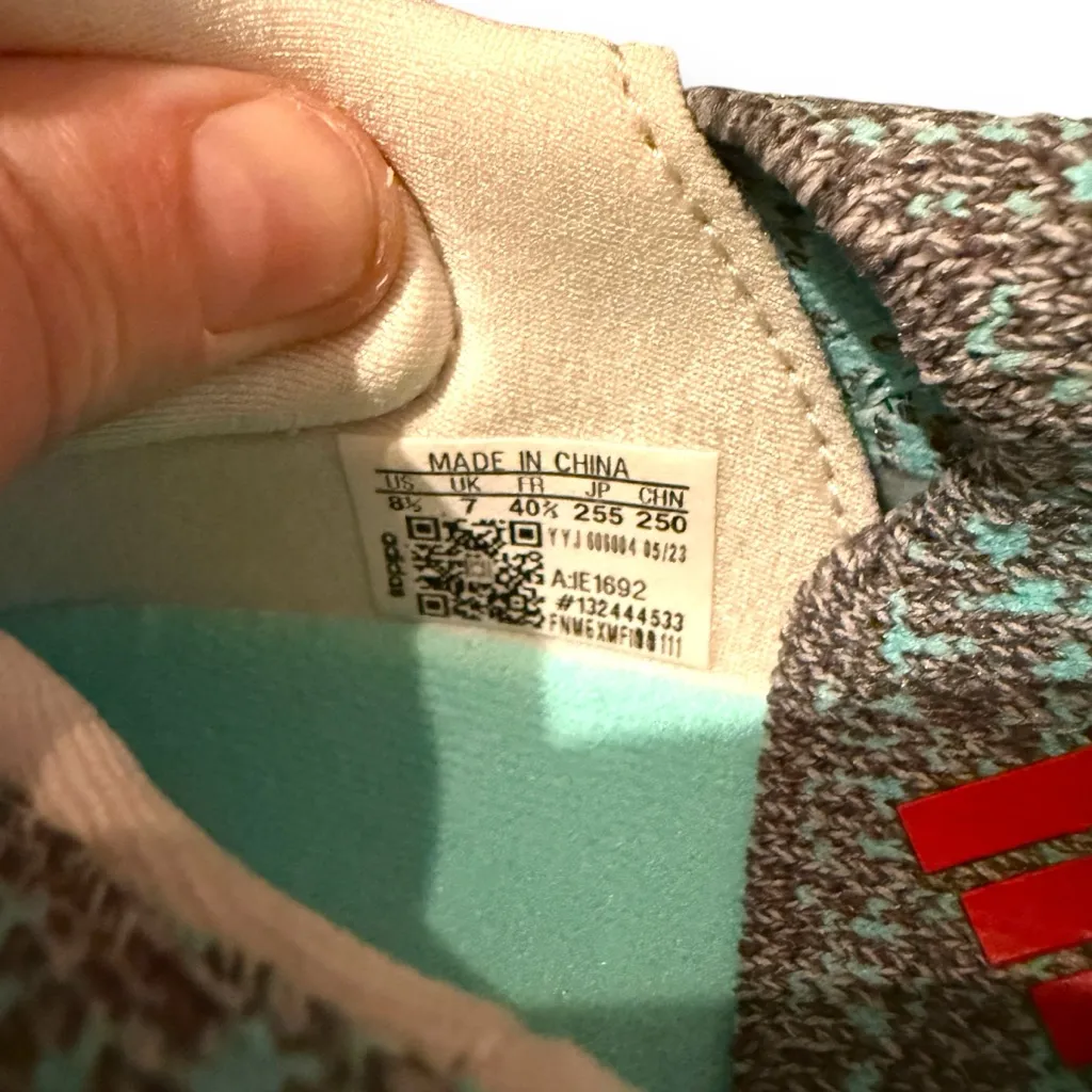 Adidas Ultraboost Light Flash Aqua Blue Low Top Running Shoes Sz 8.5 Women's‎ - Image 11