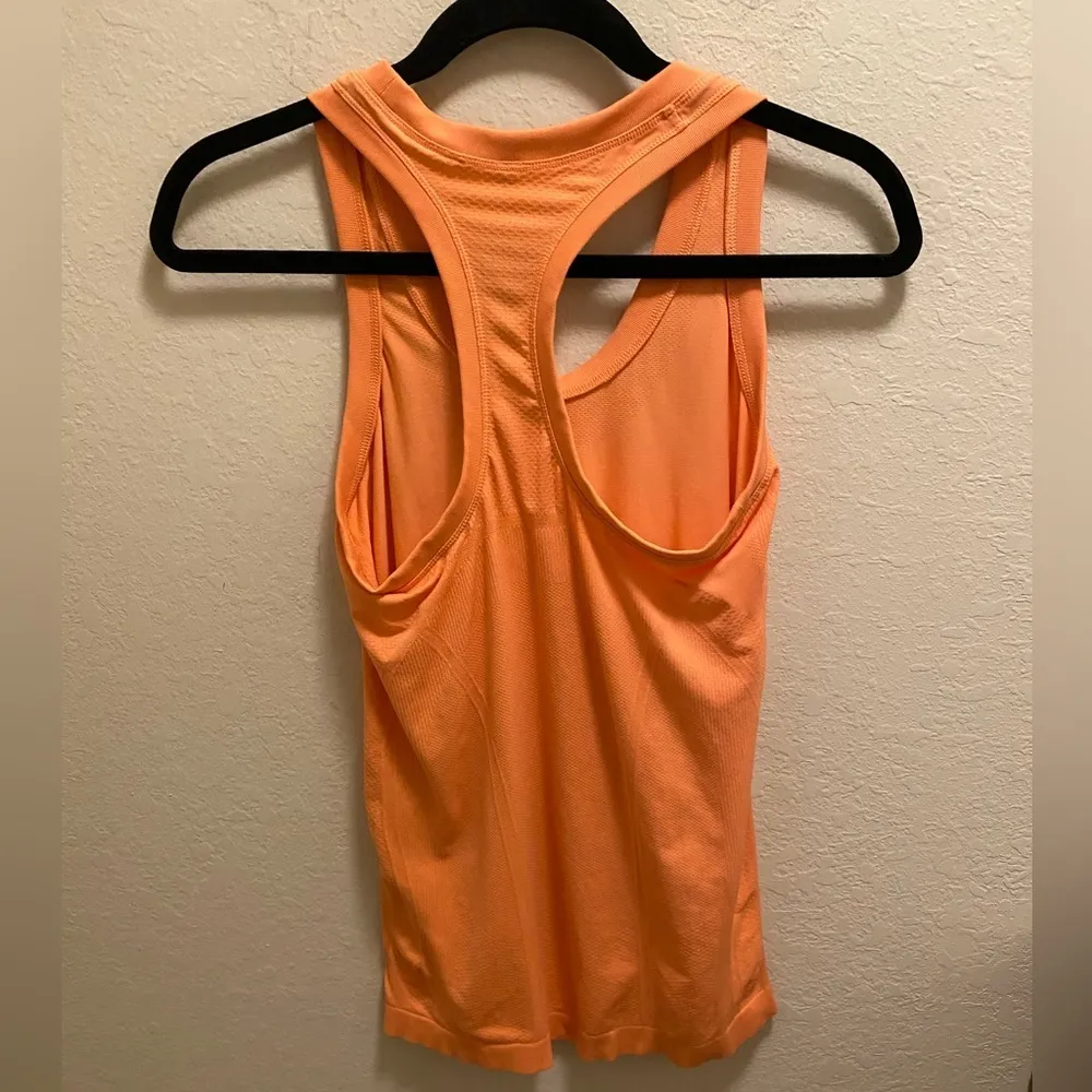 Athleta racerback workout tank - Image 2