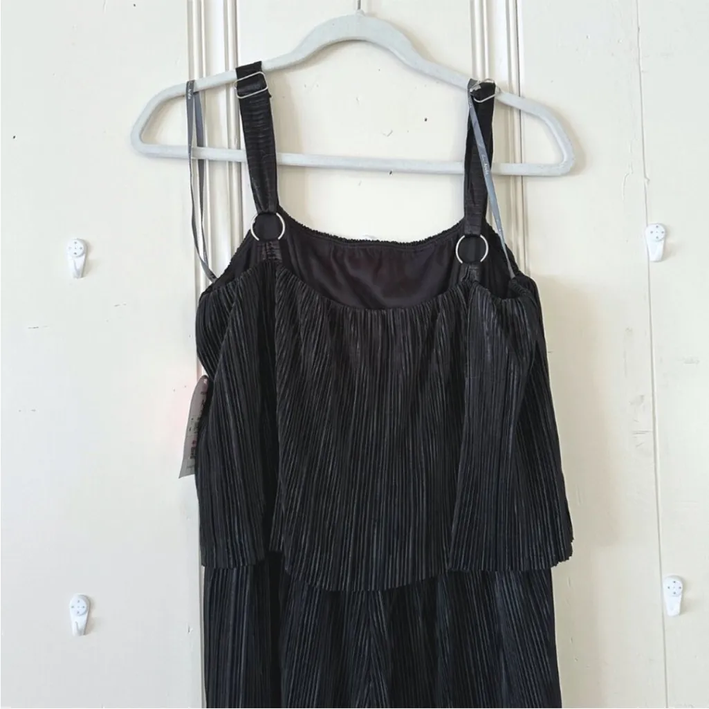 NWT Arula Plisse Jumpsuit Black Size XL - Image 2