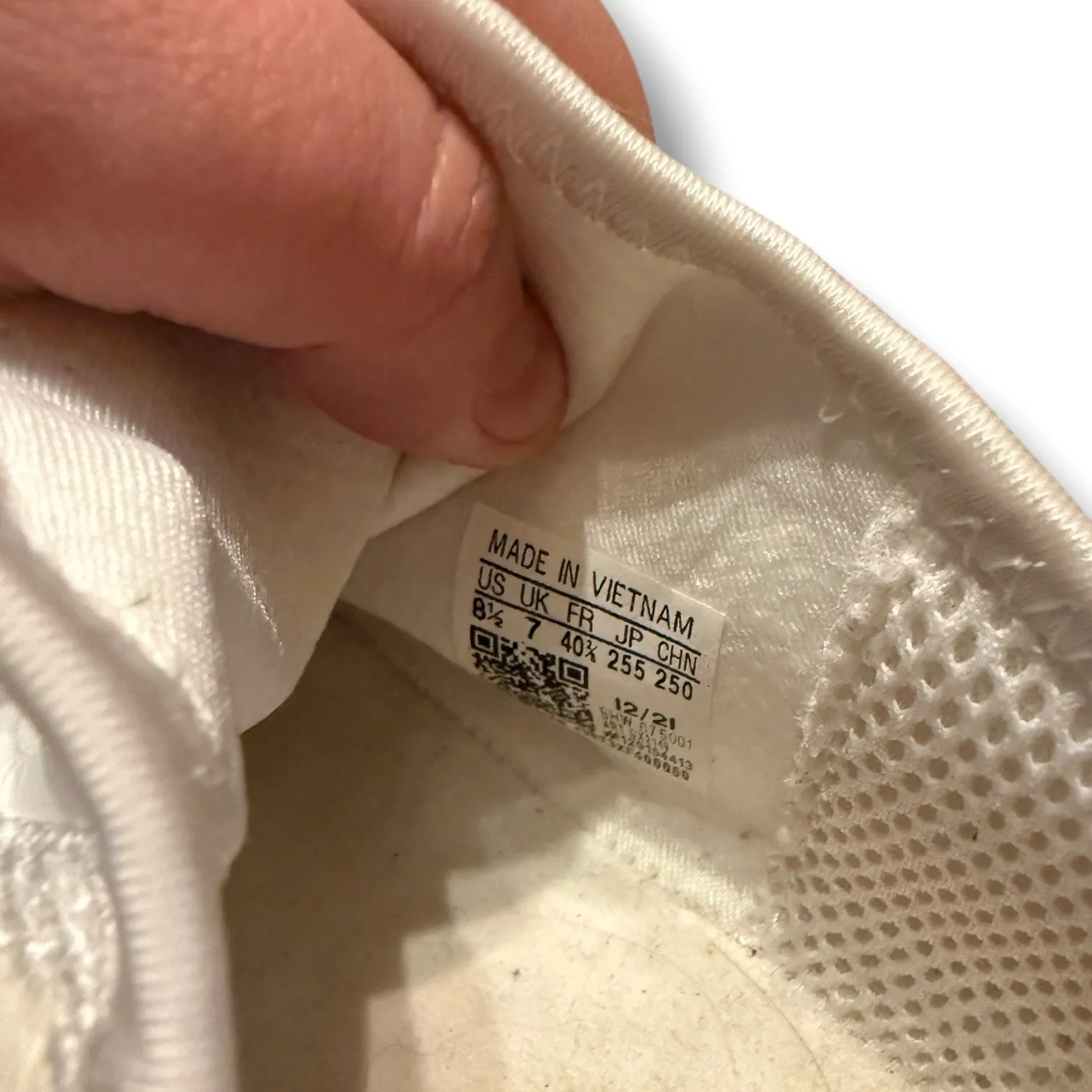 Adidas NMD R1 Sneakers Women's 8.5 White‎ Mint Iridescent Boost Lace-Up Casual - Image 7