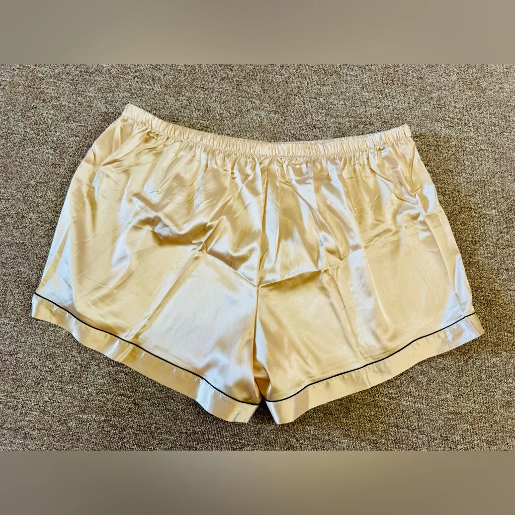 Women’s Plus Size Pajama Lounge Set in Champagne color, Size 26W. Tan - Image 6