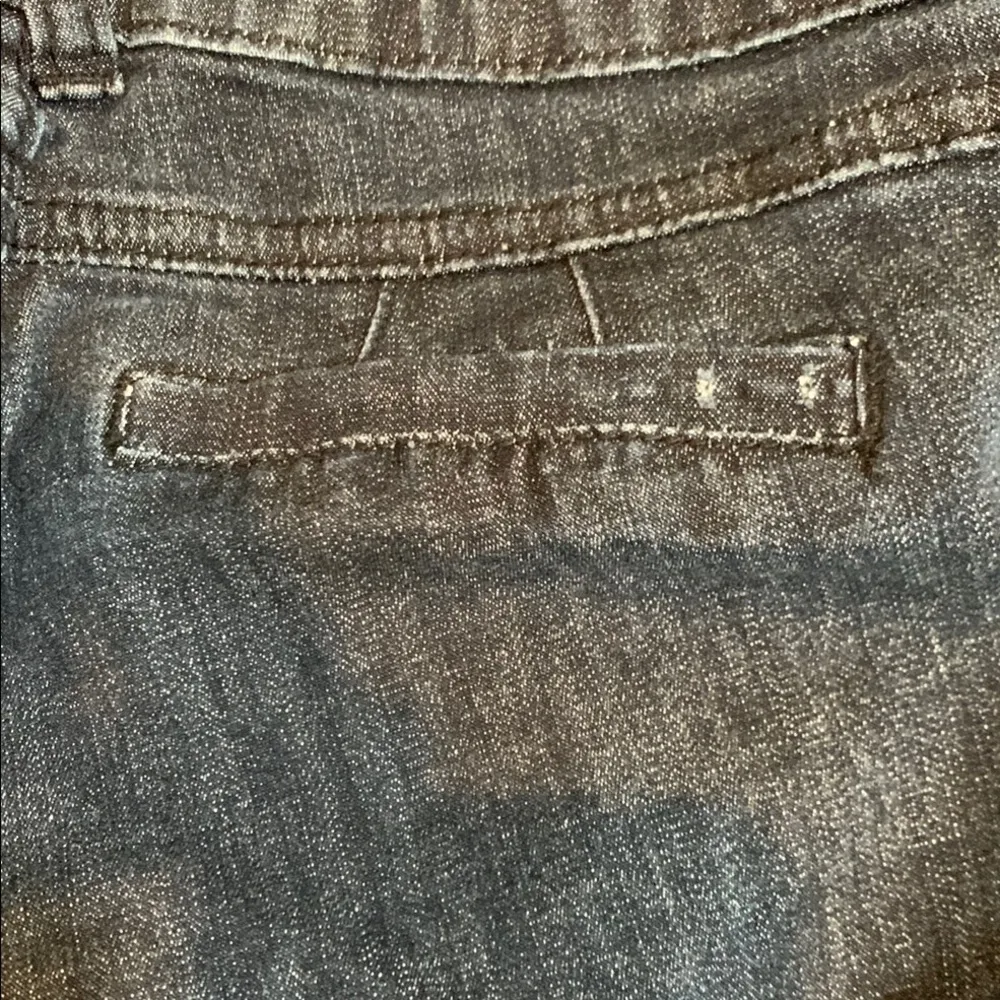 I&M Dark Wash Straight Leg Stretch Jeans with Rhinestone Accents Size 7 - Image 9