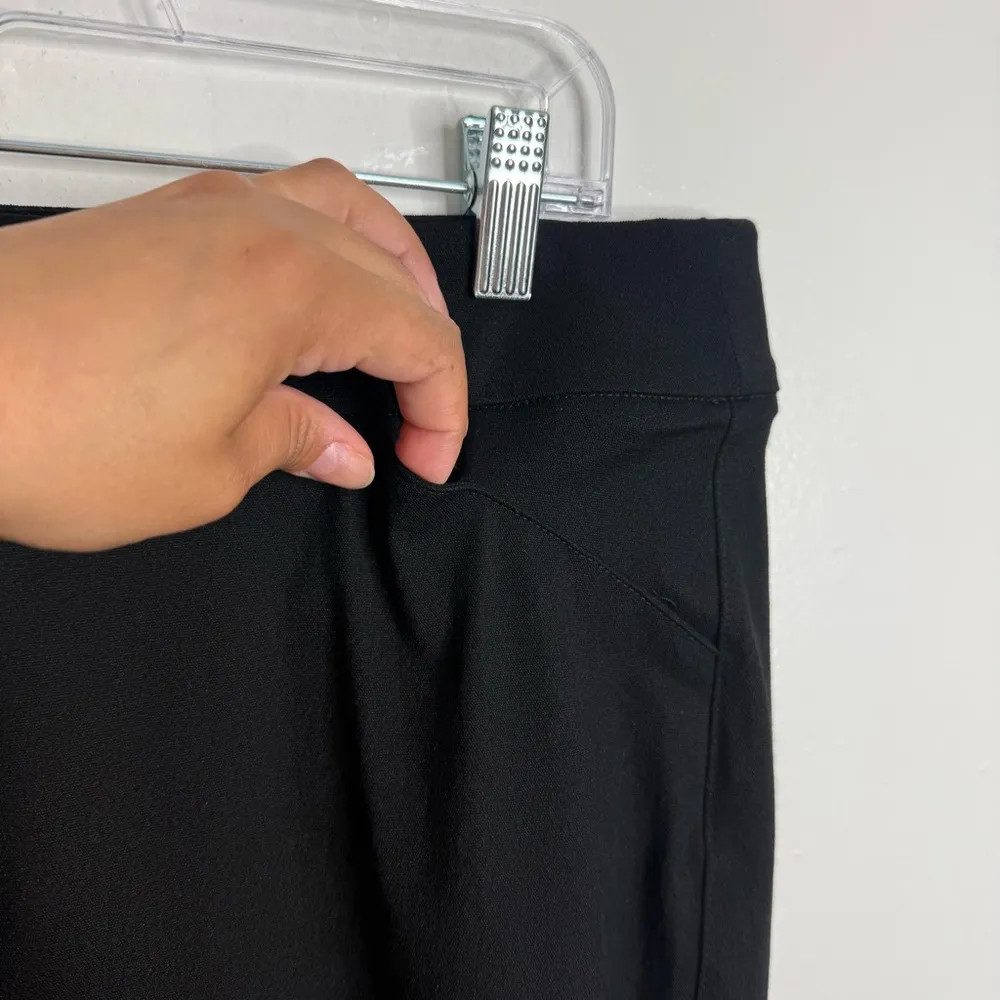 Chico’s Travelers Collection Crepe Cropped Pants Black Pull On Size 14 Chico 2.5 - Image 7