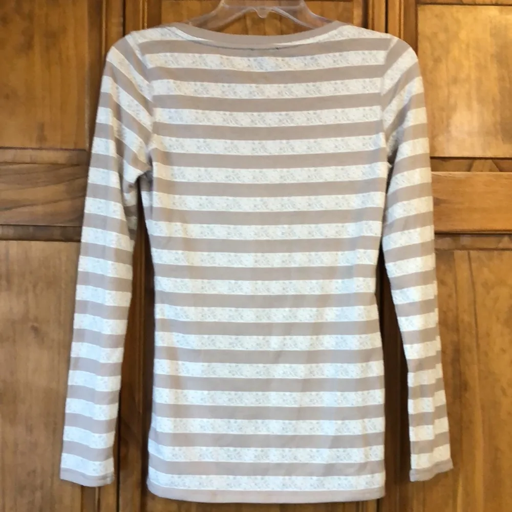 Express Tan & Beige Lace Stripe Long Sleeve Shirt - Image 4