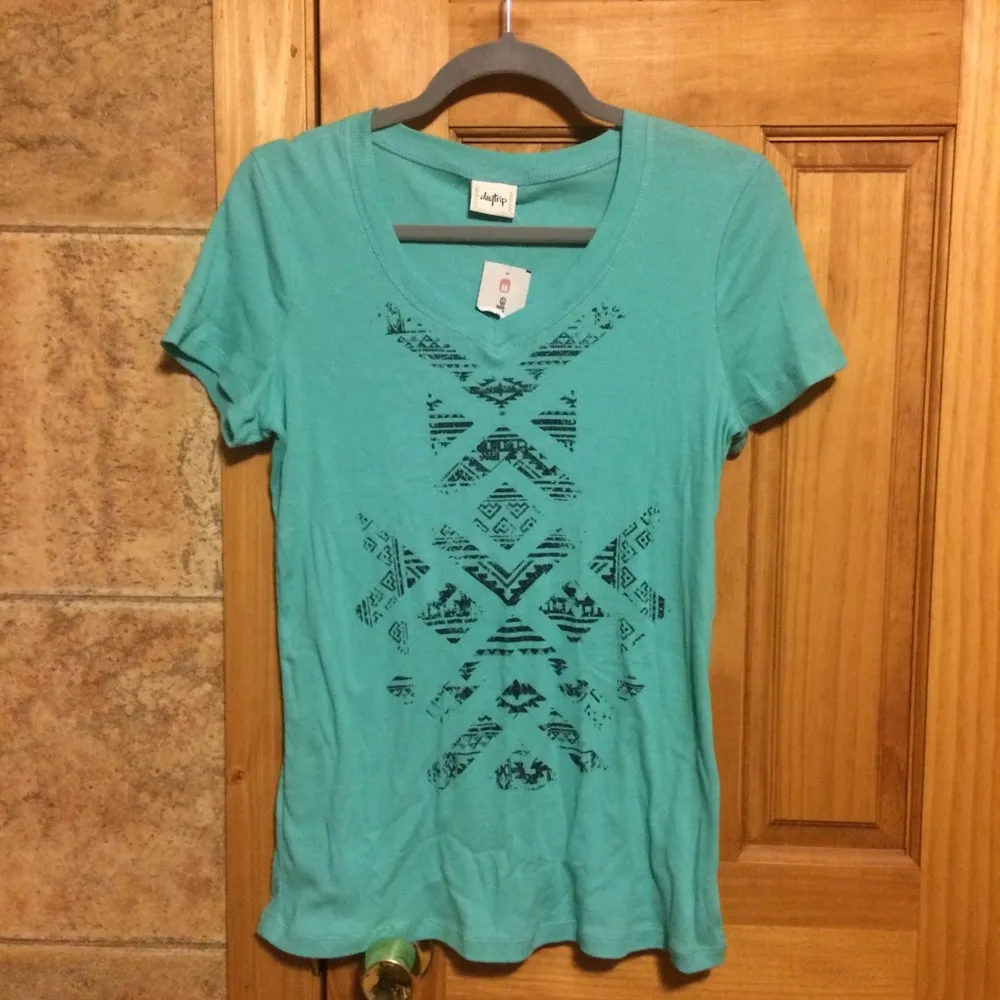 Daytrip  by Buckle Aztec Print Top - Image 4