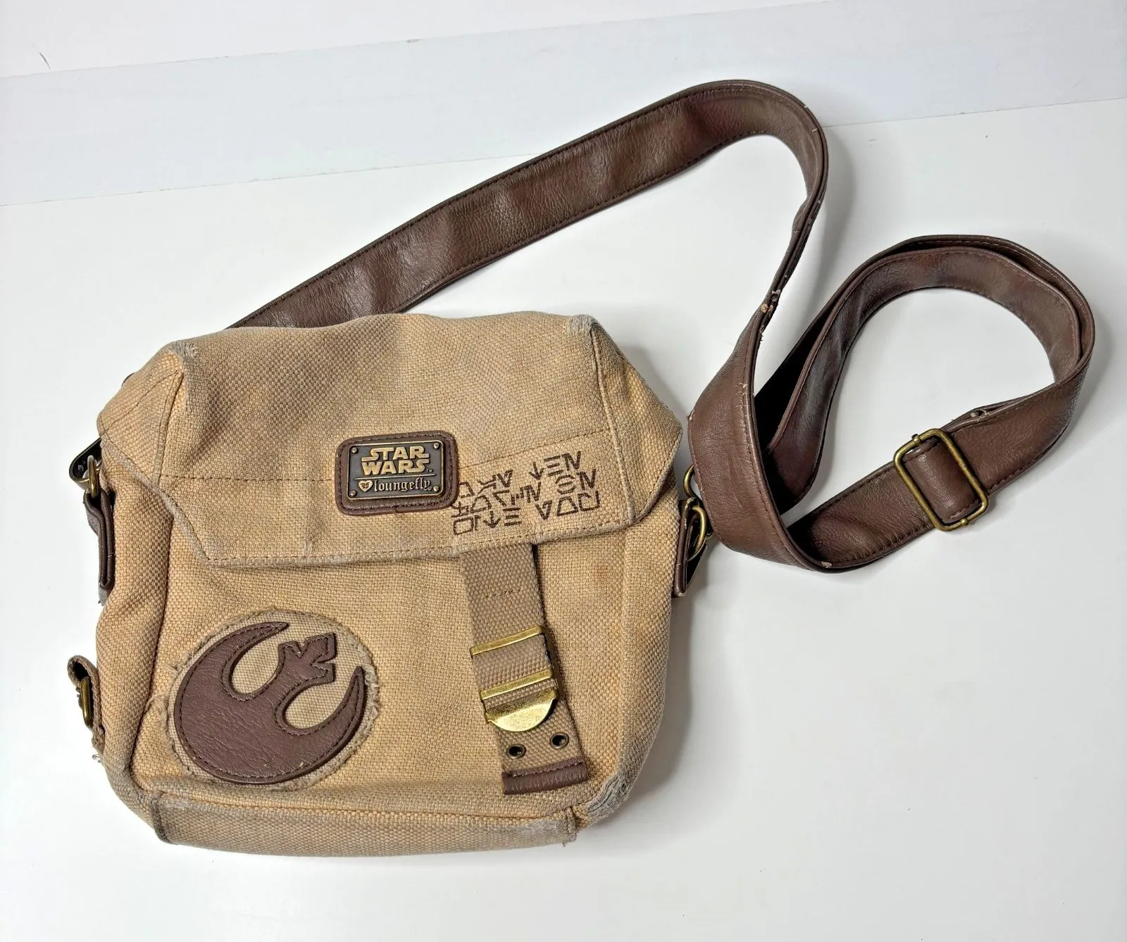 Rare Loungefly Star Wars Rey Cosplay Sidebag Force Awakens Rebel FAIR-SEE FLAWS - Image 1