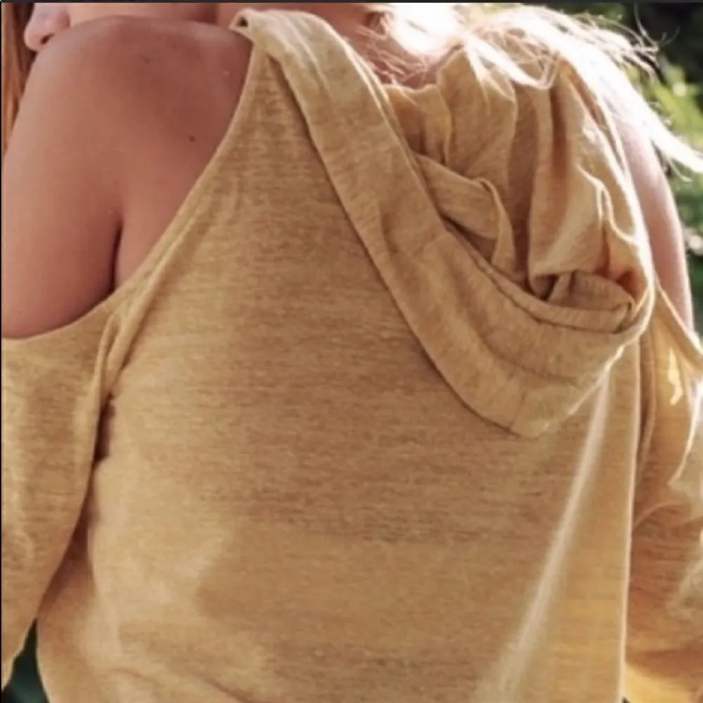 ‎“Hello Weekend” Graphic Cold Shoulder Hoodie - Image 7