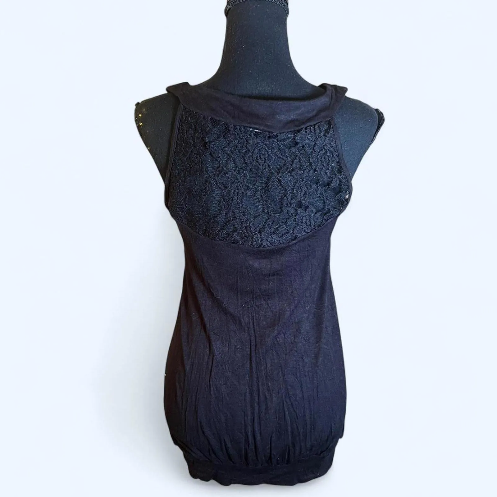 Black 23 Love Street rhinestone Y2K top with lace back Size Large - Image 5