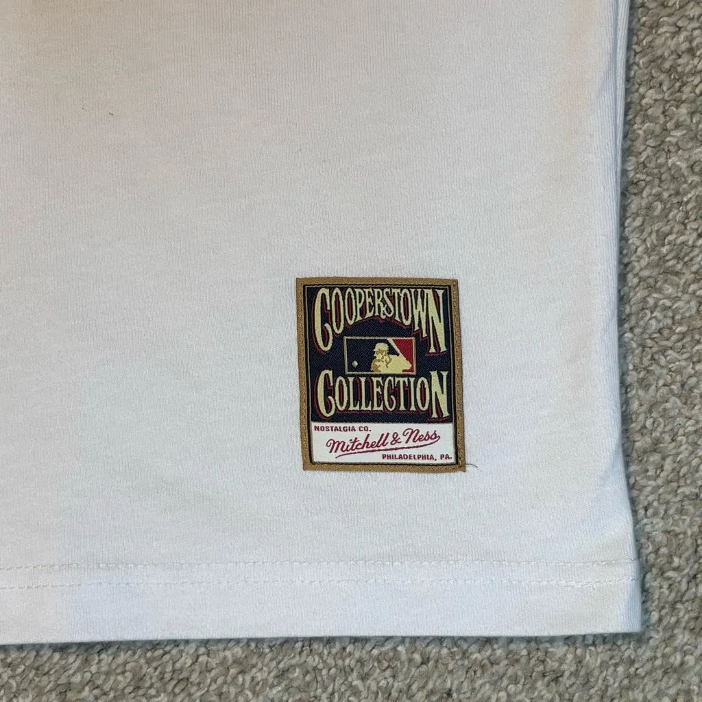 Mitchell & Ness Philadelphia Phillies Striker Premium Graphic Tee XL - Image 2