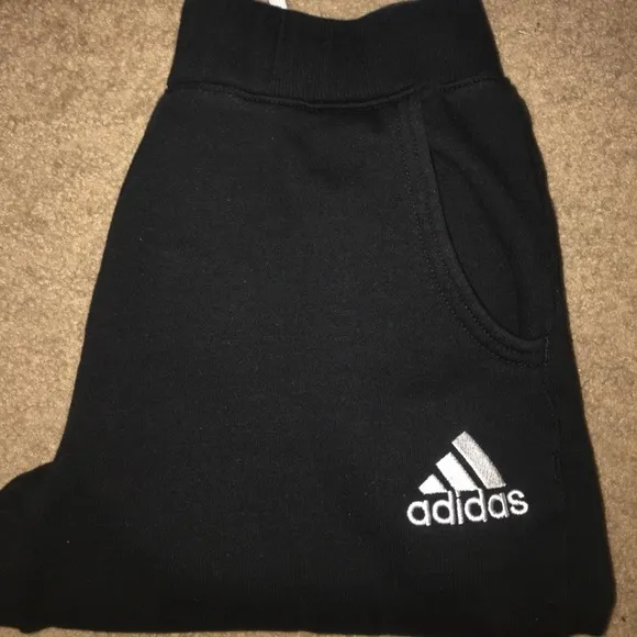 Adidas jogger sweats! - Image 2