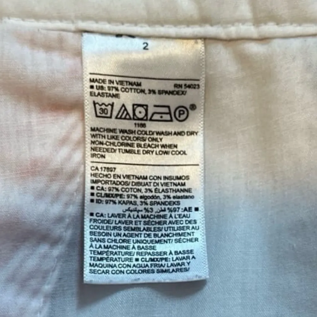 Old Navy Pinstripe Everyday Short (womens 2) - Image 3