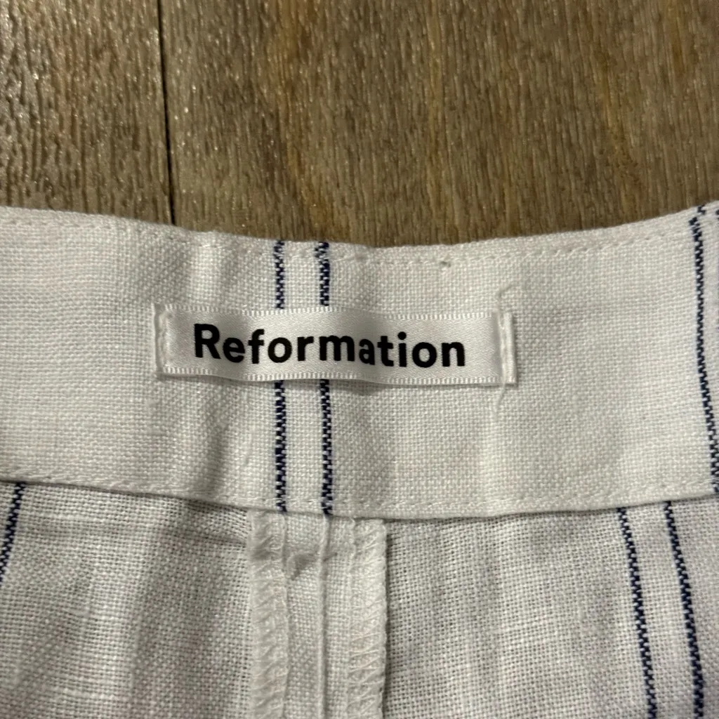 Reformation Wide Leg Striped 100% Linen Pants White and Blue Size 6 - Image 2