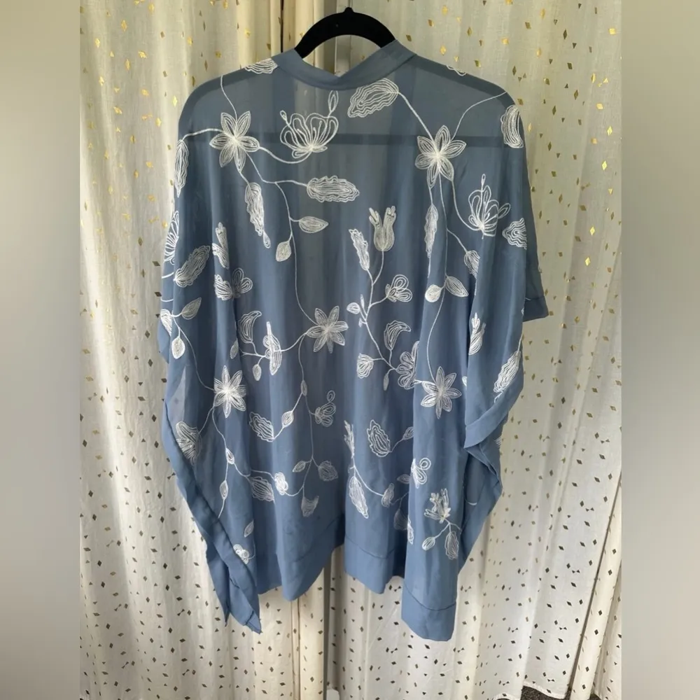 Fame Blue Sheer Boho Embroidered Floral Open Kimono Cardigan Cover Up One Size Size undefined - Image 6