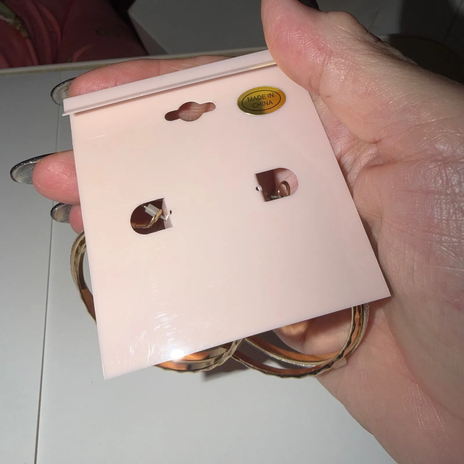 Daisy Fuentes Gold Tone Hoop Earrings Glitter Sparkle Large Statement - Image 6