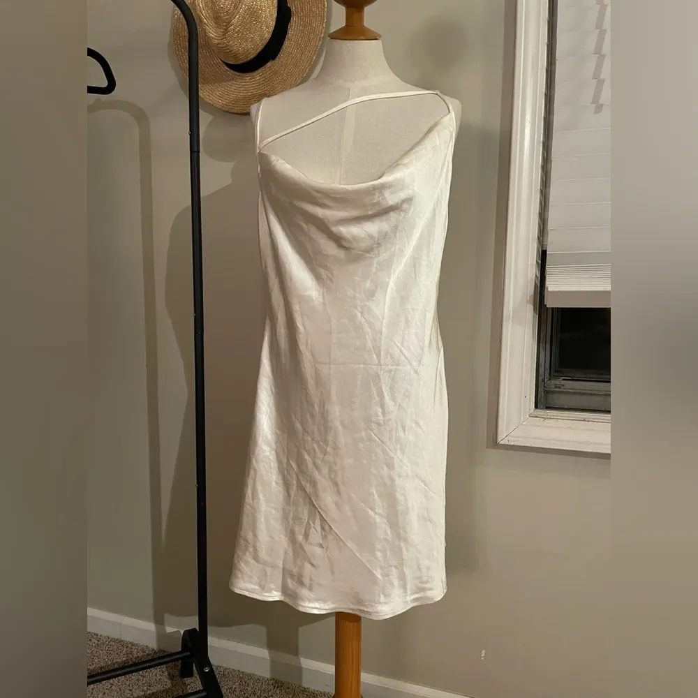 Motel Rocks Iza Satin Slip Dress in Ivory - size large - Image 6
