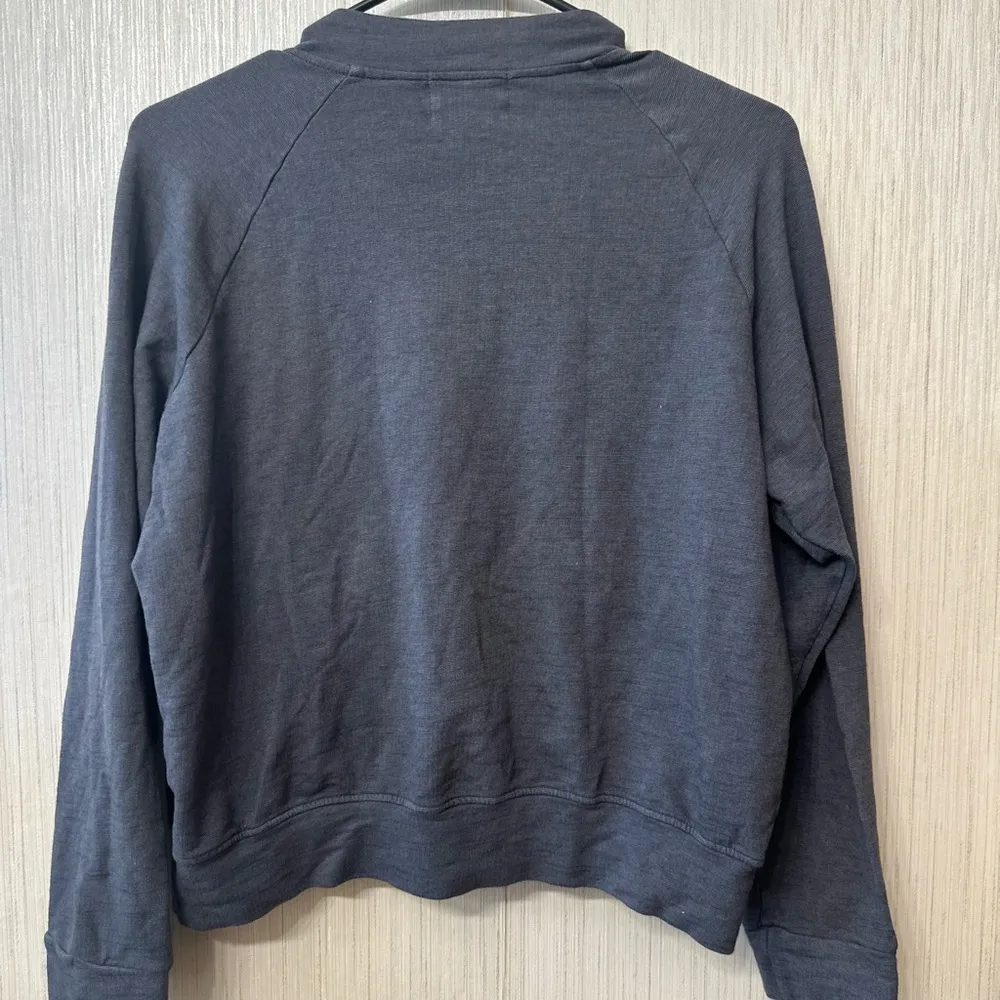 Monrow Gray Zip - Image 3