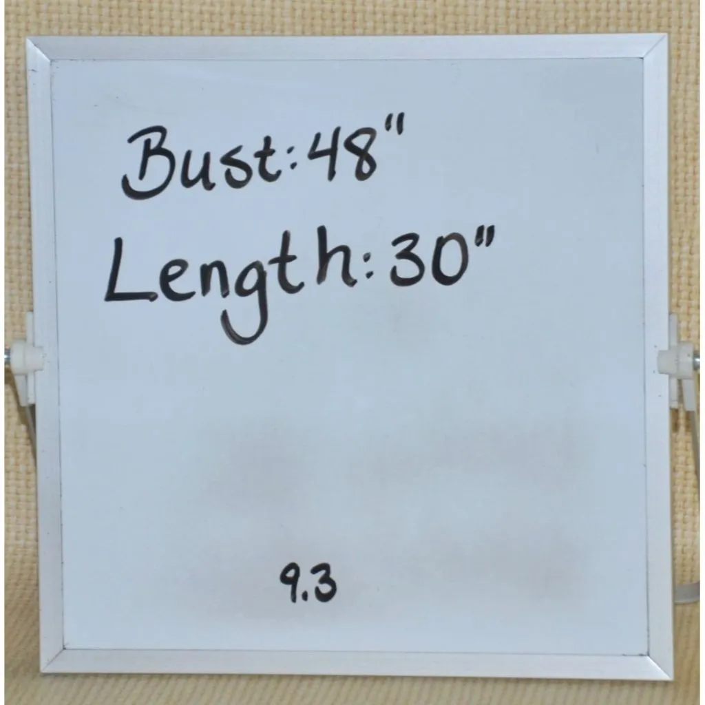 FIGS Ladies Technical Blue V-Neck Short Sleeve Scrubs Shirt Top Size XL Workwear - Image 10