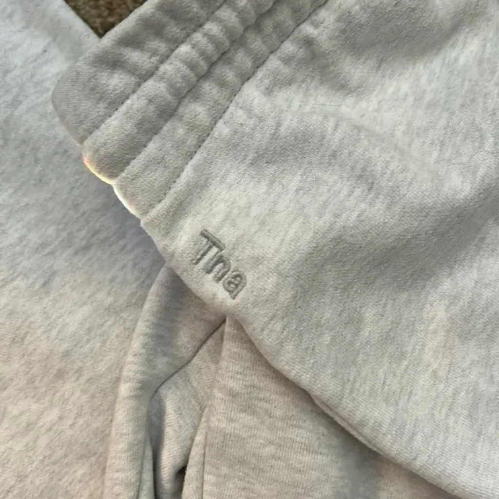 Aritzia TNA Sweatpants Gray - Image 3