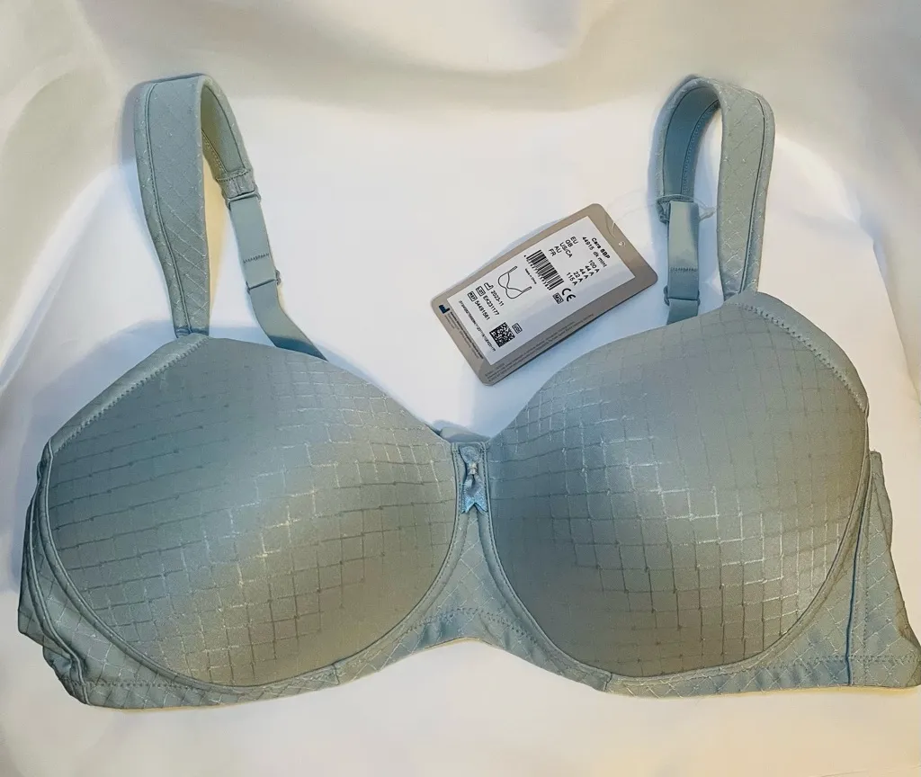 NWT Amoena Cara Padded Wire Free Masectotomy Bra size 44A Dark Mint Green - Image 1