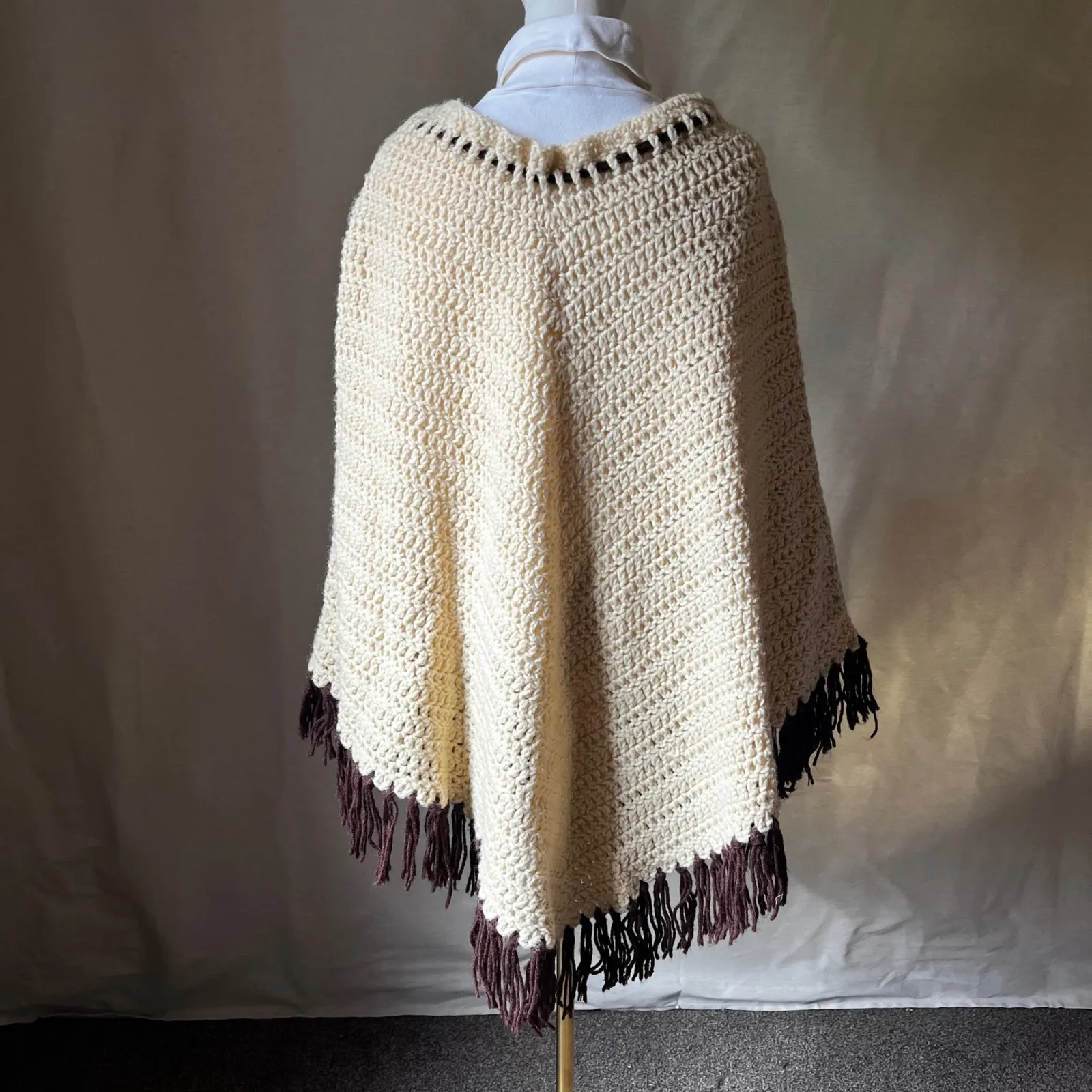 Vintage Hand - Image 5