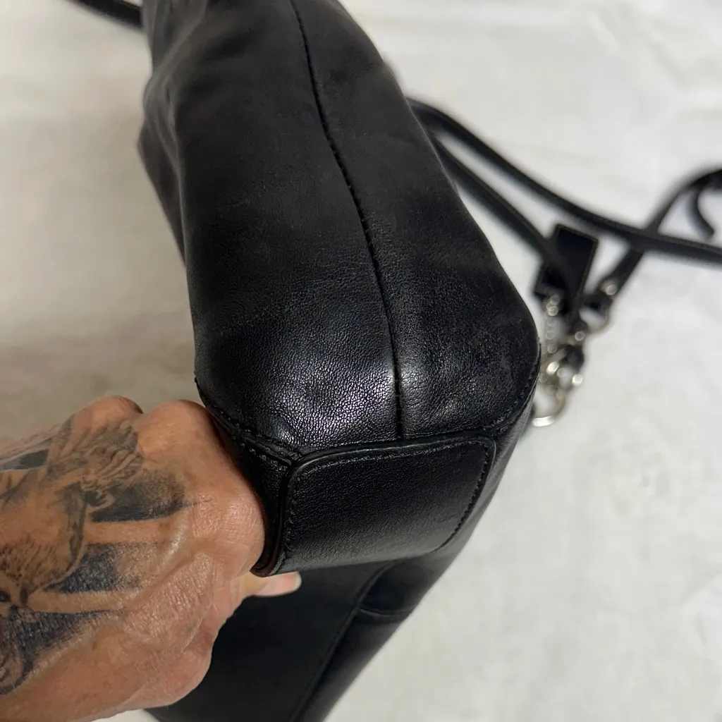 Coach Black Leather Hobo Bag with detachable crossbody strap - Image 6