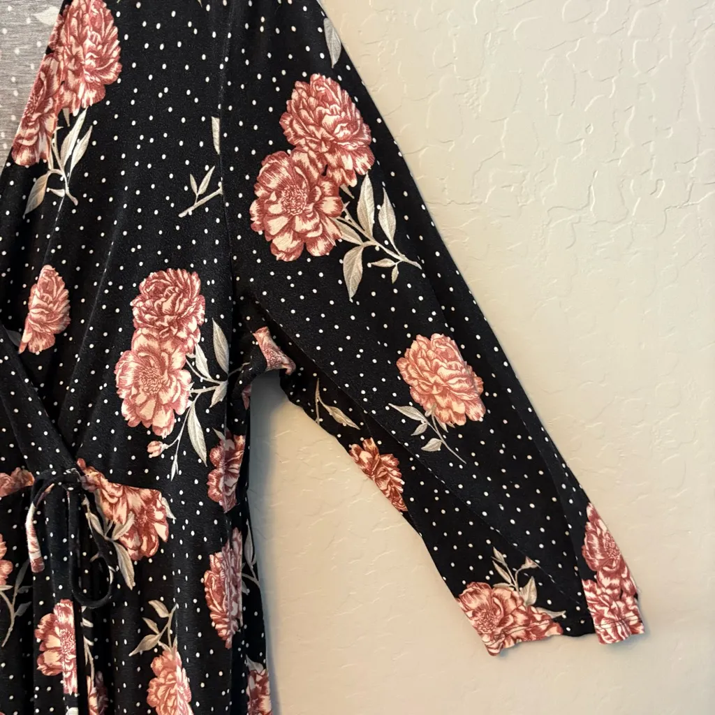 Torrid black and pink rose floral polka dot print jersey faux wrap dress size 2 - Image 10