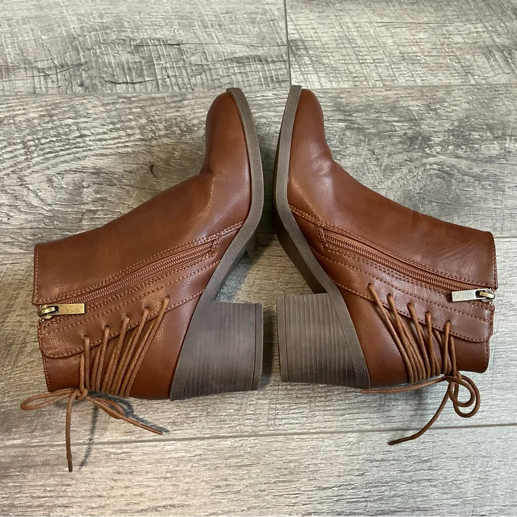 Bamboo  Louie Tie Back Ankle Bootie Size 8 - Image 5