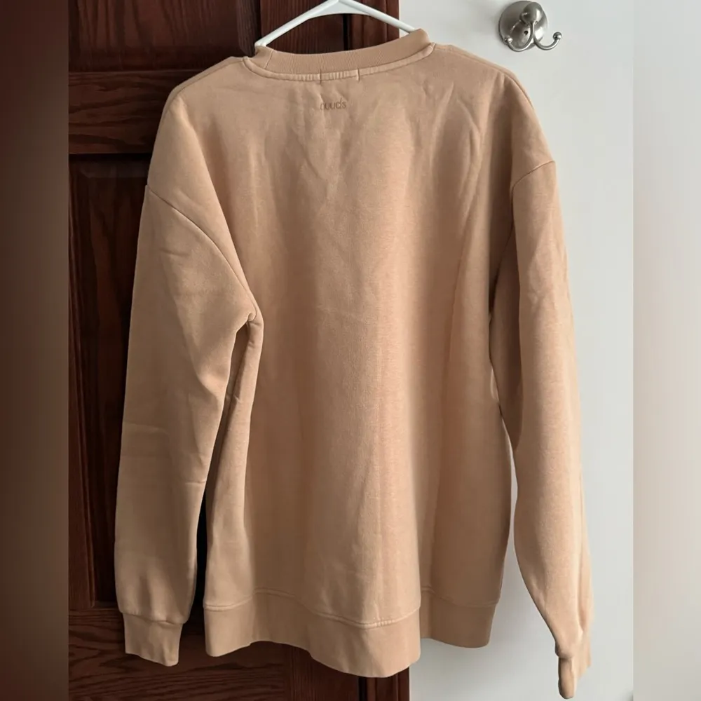 NEW NUUDS CREW NECK SWEATSHIRT SIZE SMALL OVERSIZED - Image 2