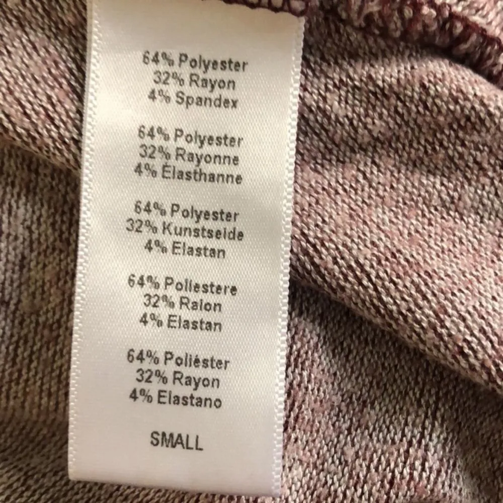 Project social T/urban outfitters red hooded sweater small - Image 4