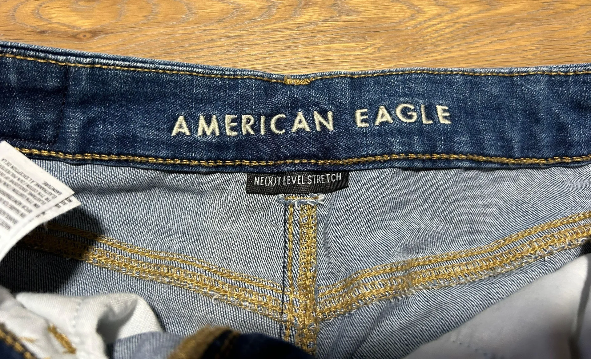 Size 2 short  curvy fit jegging - Image 8