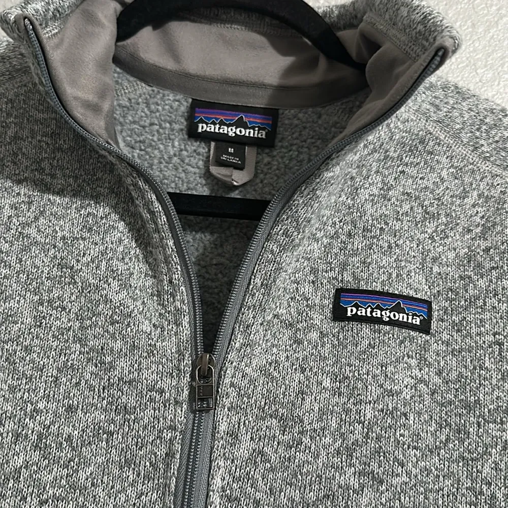 Like new PATAGONIA Women's Better Sweater® 1/4-Zip Fleece
Gray Fleece Pullover - Image 8