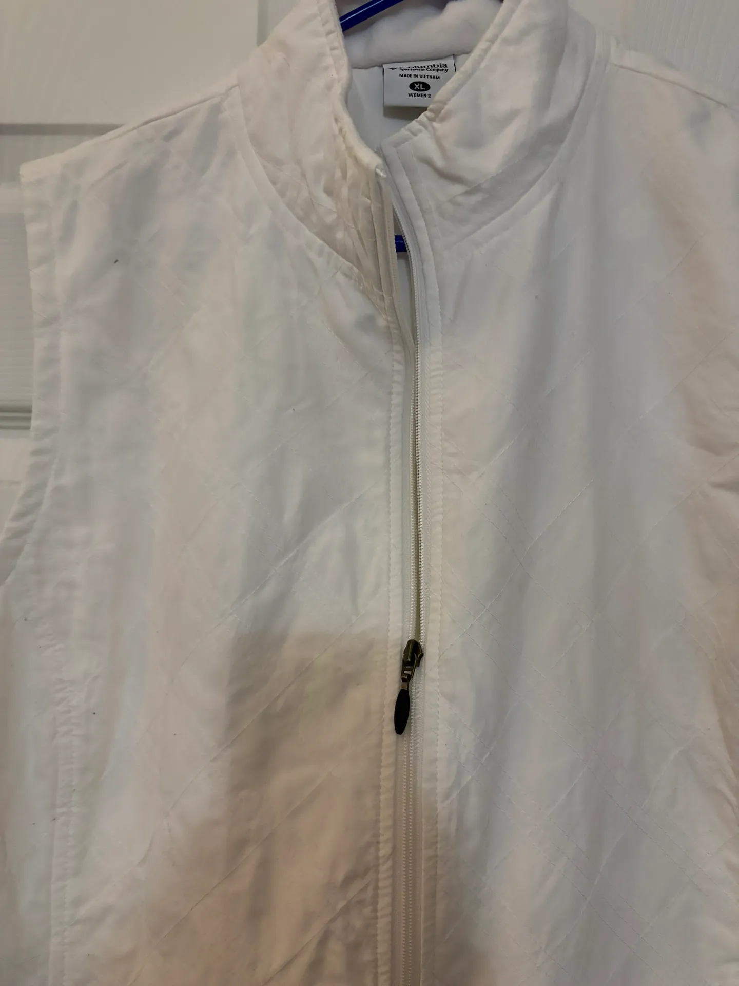size XL, white lightweight vest - Image 5