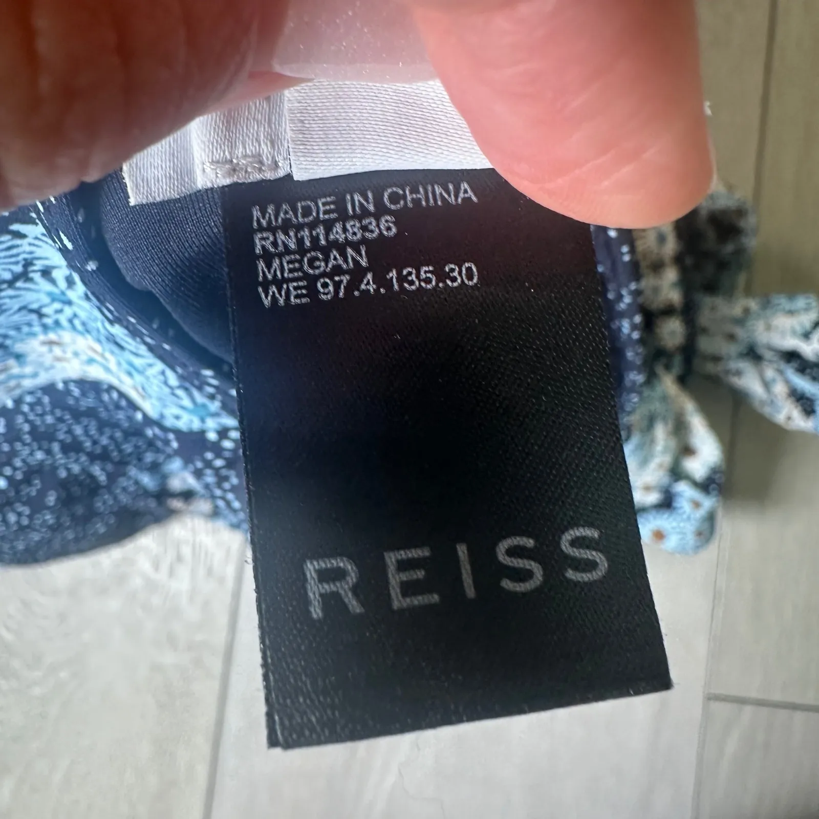 Reiss Megan printed cut out swimsuit baiting suit navy floral one piece size 10 - Image 10