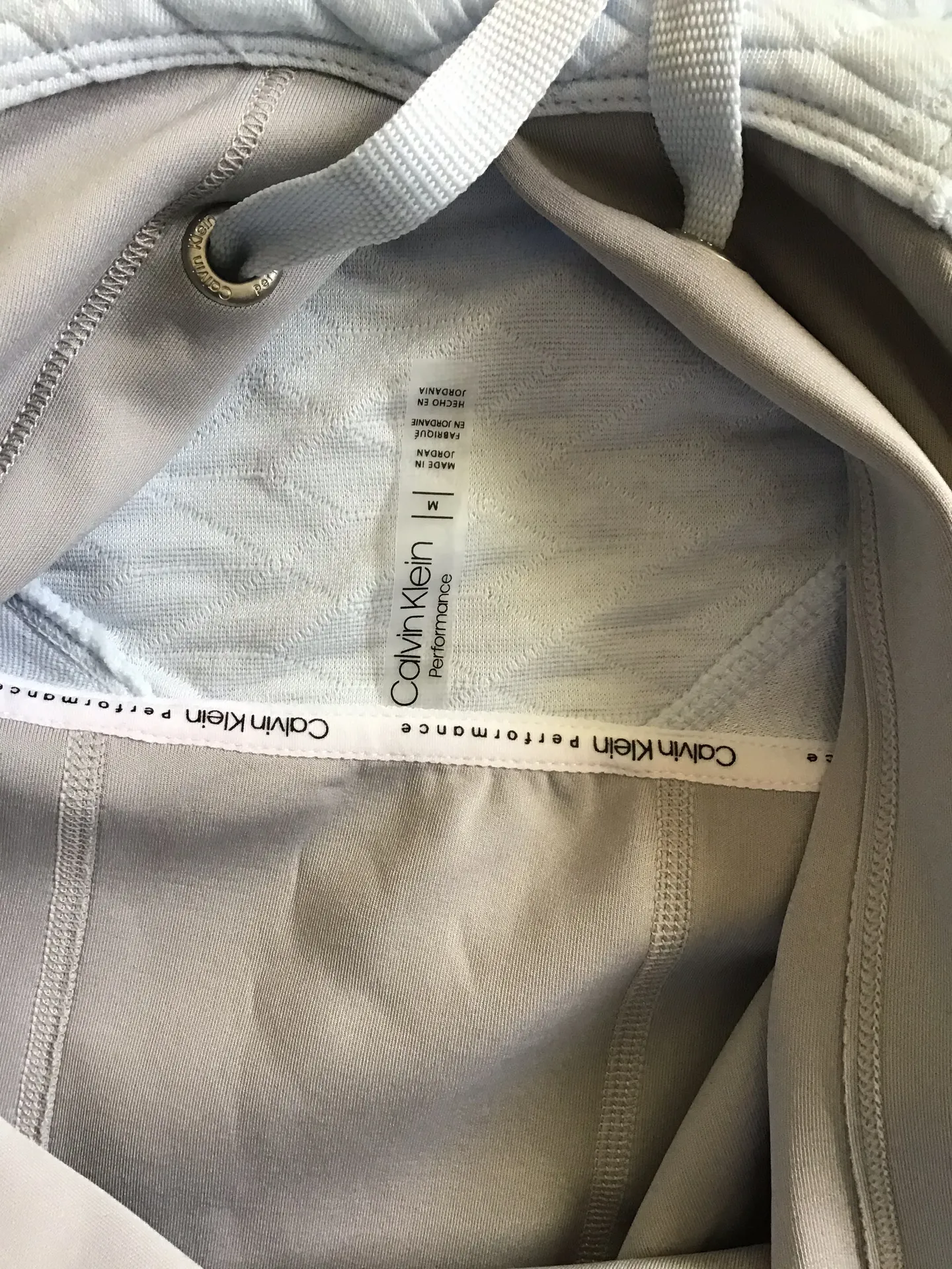 PERFORMANCE HOODIE(SzM) - Image 10