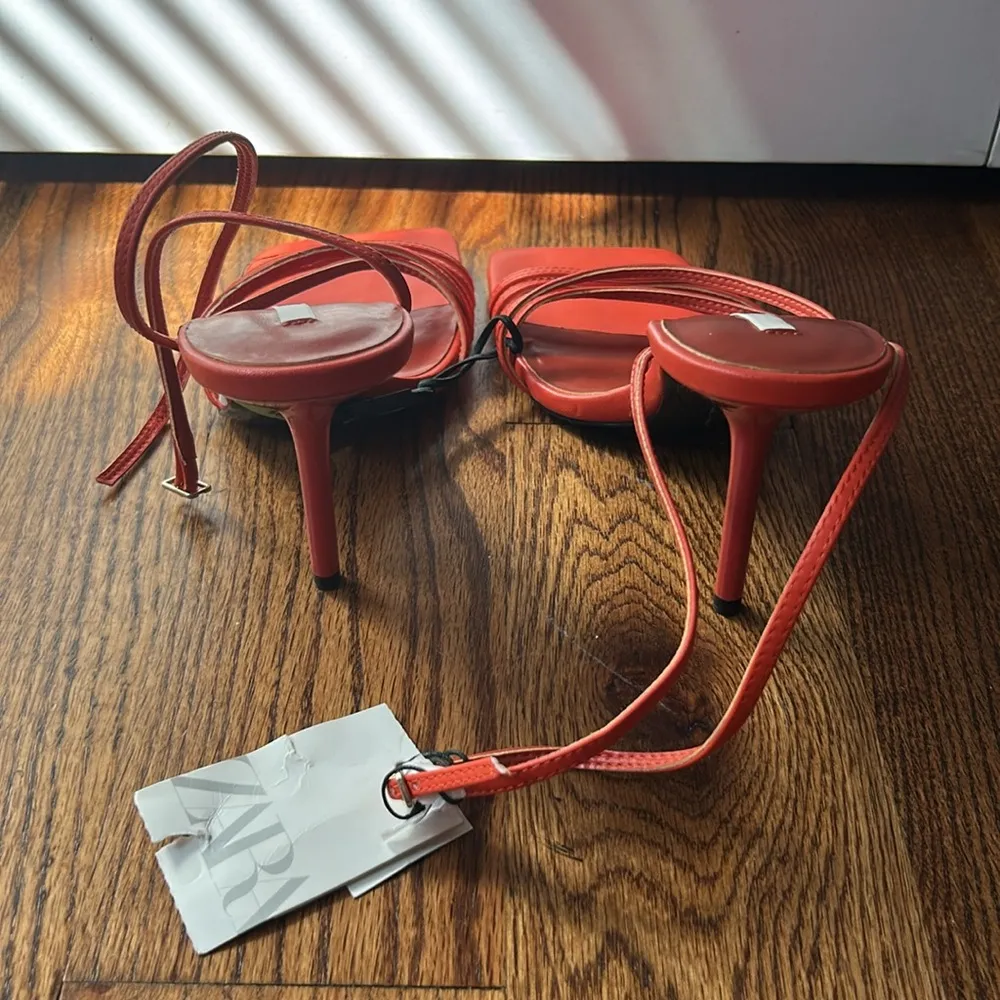 Viral Zara heels in orange Size 9.5 New with tags - Image 4