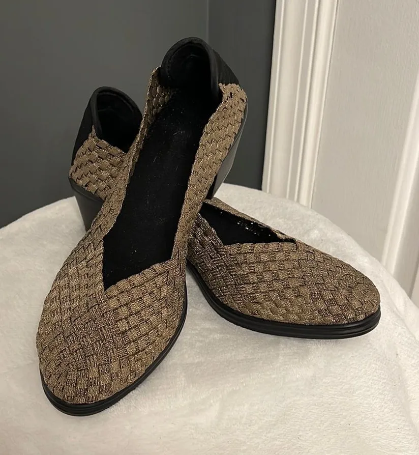 Steven by Steve Madden Women's Metallic Gold Woven Low Heel Shoes – Size 9 - Image 1