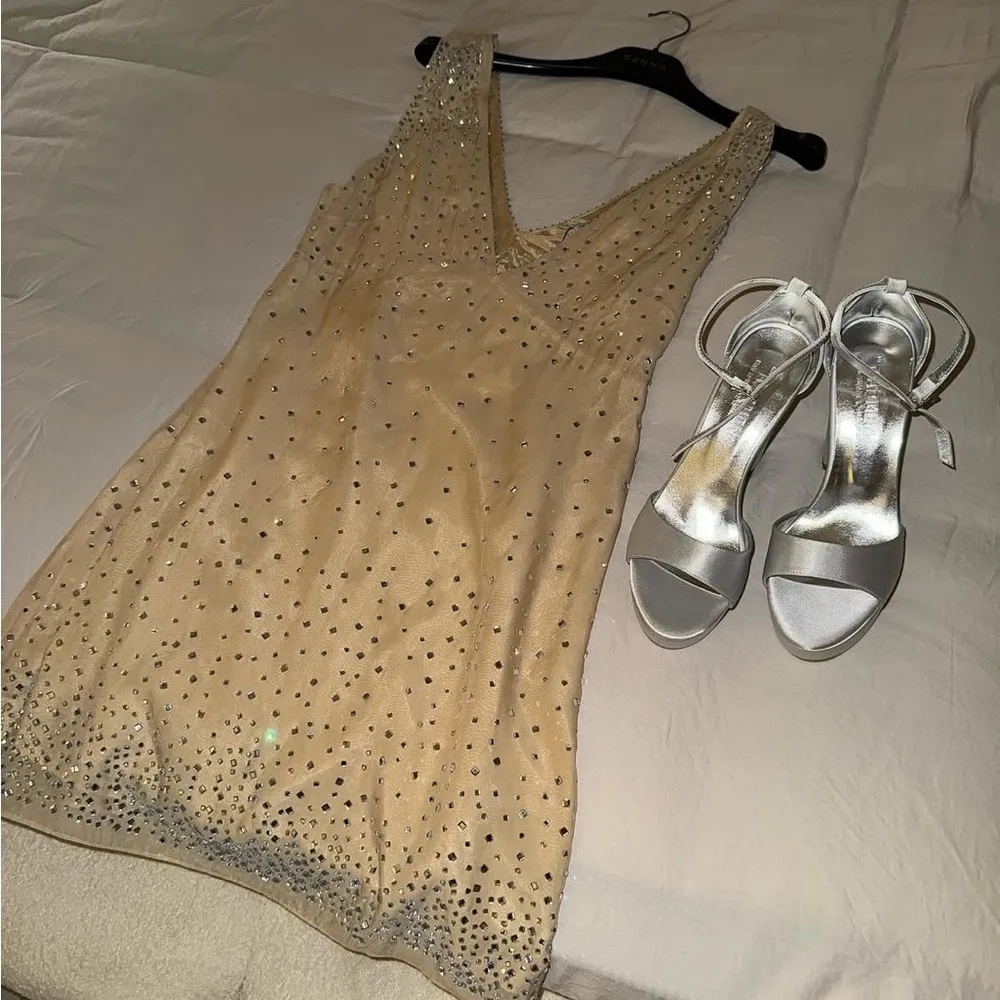 Zara NWT nude jewelled embellished crystal rhinestone sparkly v neck mini dress - Image 15