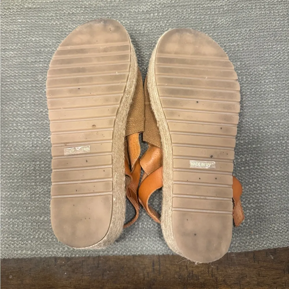 Women's Musse & Cloud Brown Sandals - Image 4