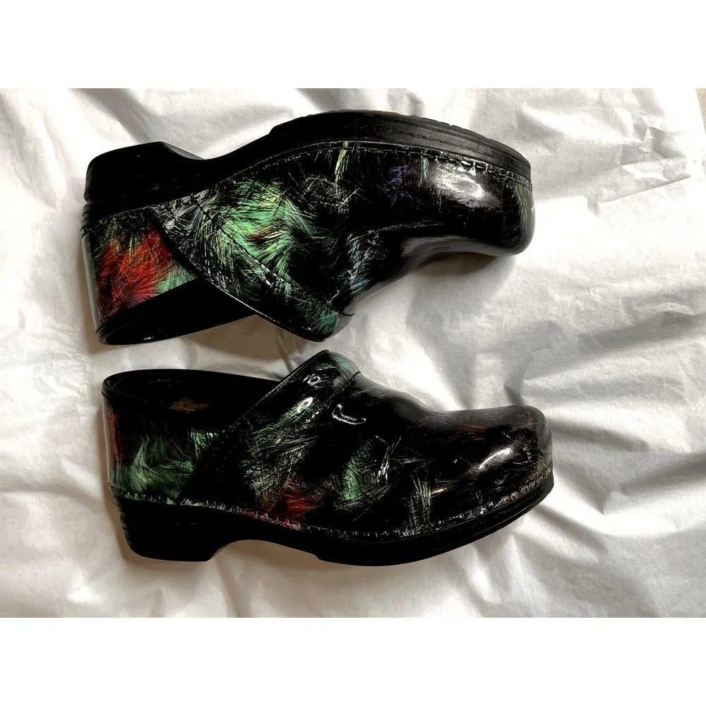 Dansko womens nurse clogs size 7.5  leather upper iredesent mlticolor - Image 8