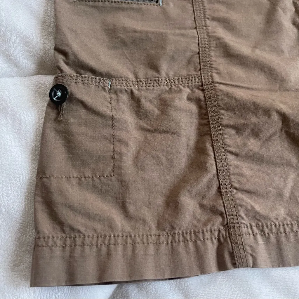 Eddie Bauer Size 4 Active Outdoor Brown Khaki Skirt Pleated Back Hem - Image 3