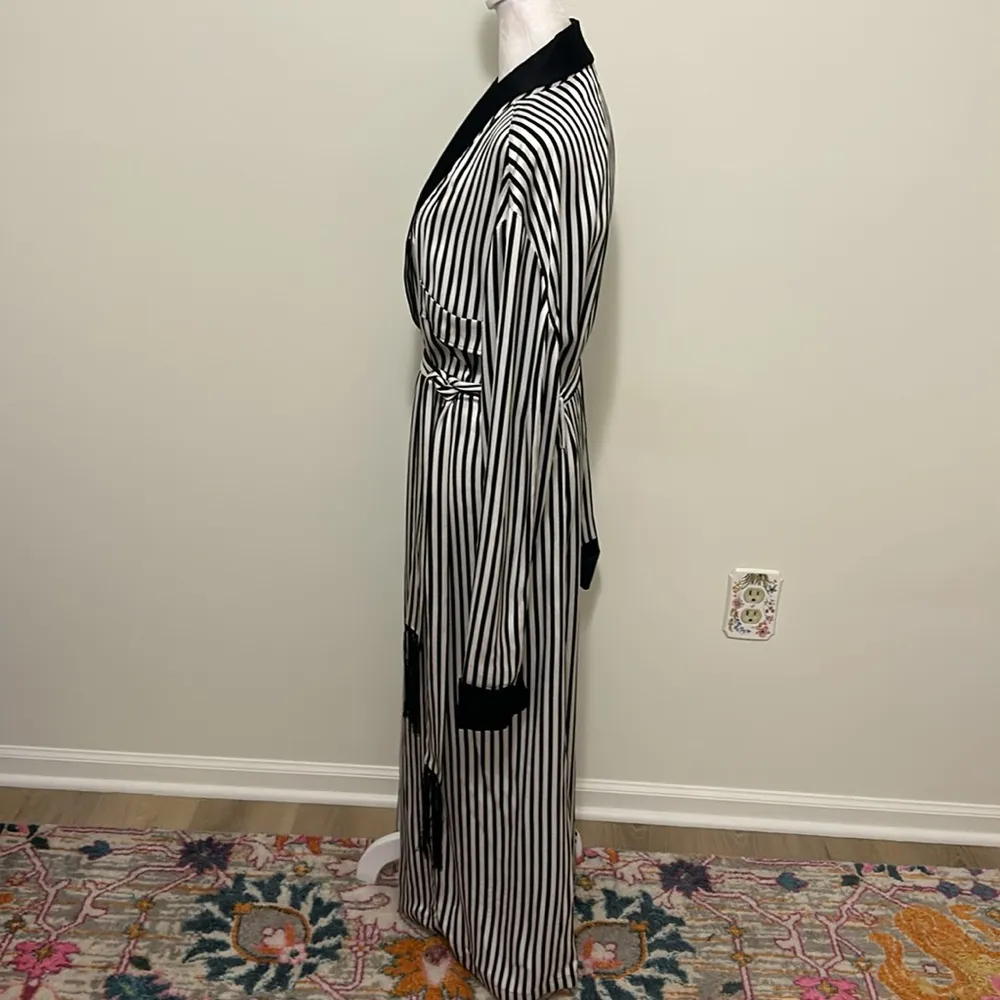 Ralph Lauren $2890 Purple Label Black and White Stripe Kalpita Coat Size 10 - Image 9