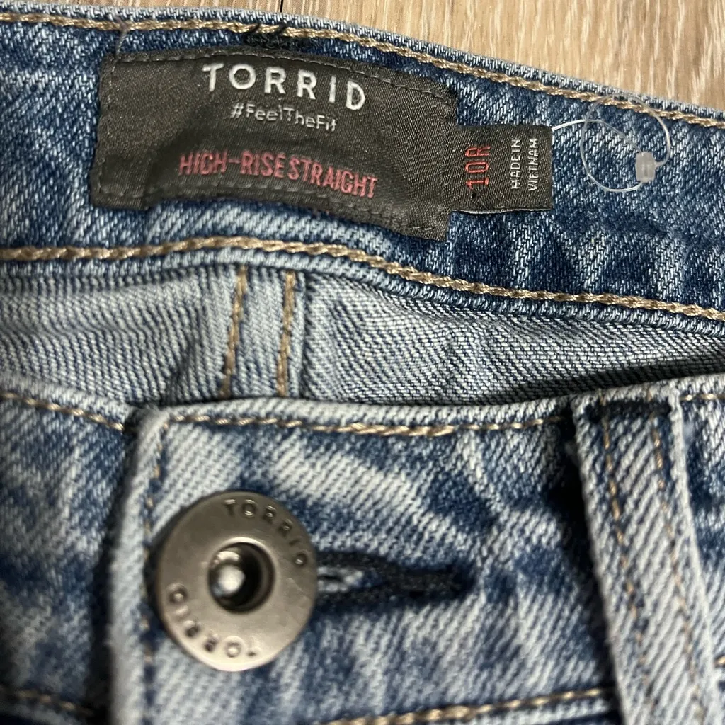 Torrid  Rise Straight Cropped Jeans Size 10R - Image 9